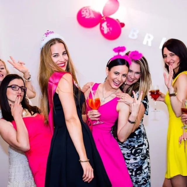 What To Wear On The Hen Party