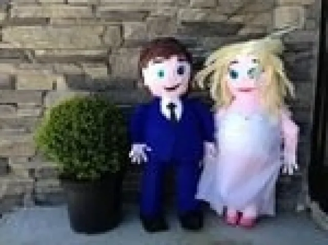 Bride and groom 3 pinata 4 jpg