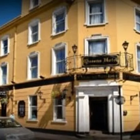 Queen Hotel Ennis