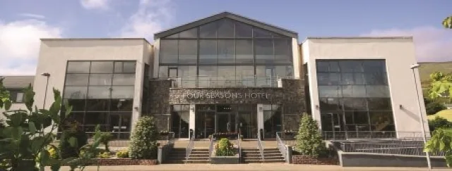 Four Seasons Hotel Carlingford