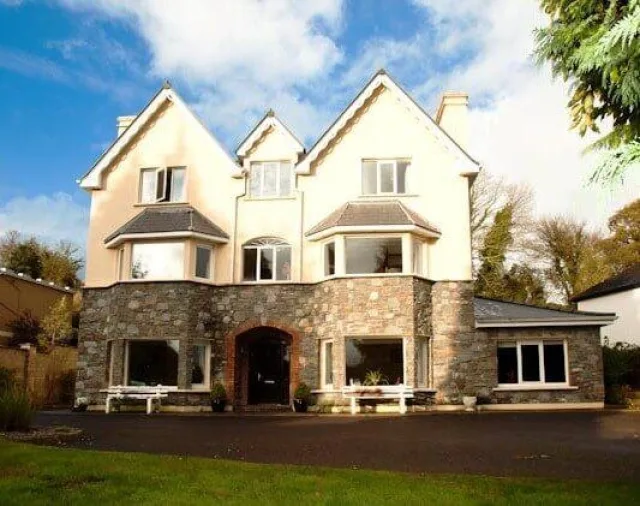 Killarney Manor House