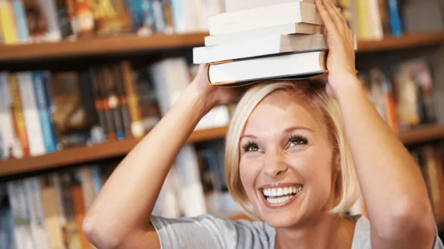 Model housewife hen party 1